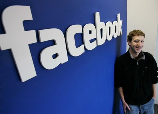 Facebook取消WhatsApp年费 进军B2C