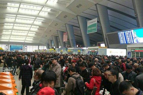 京沪高铁供电设备受损,目前正在抢修