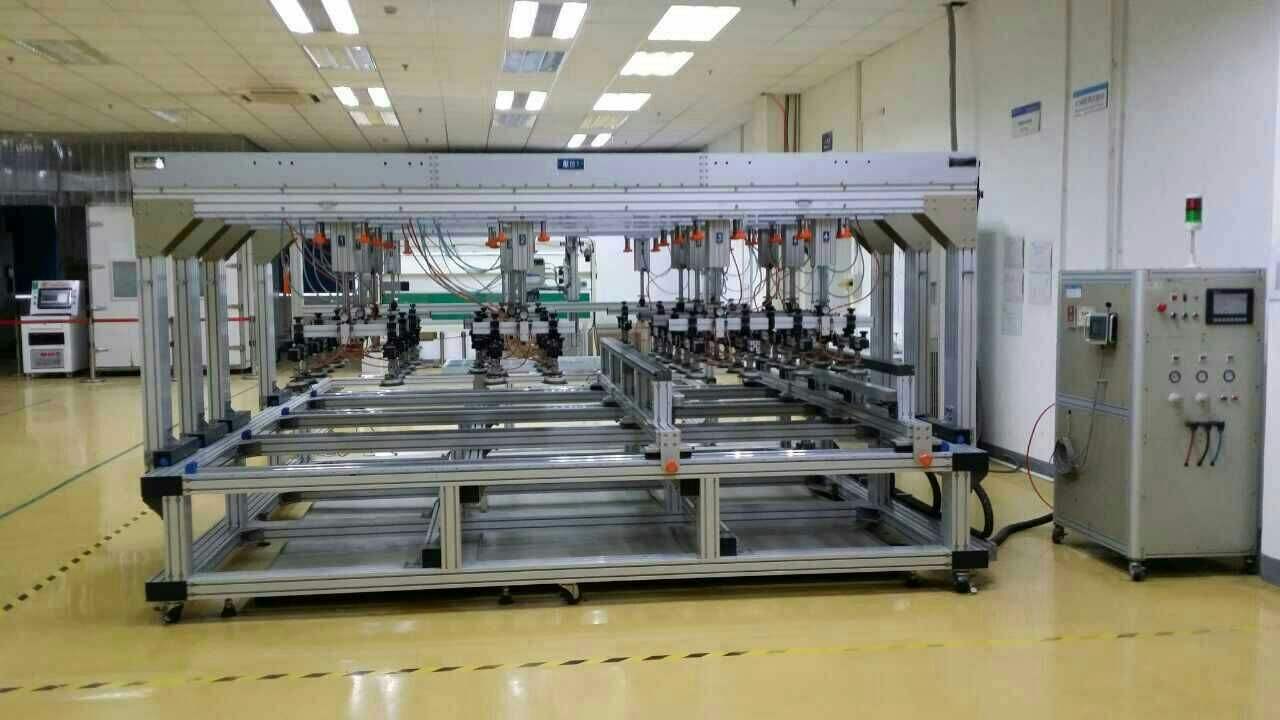 ABB为新加坡浮动光伏试验平台提供关键设备