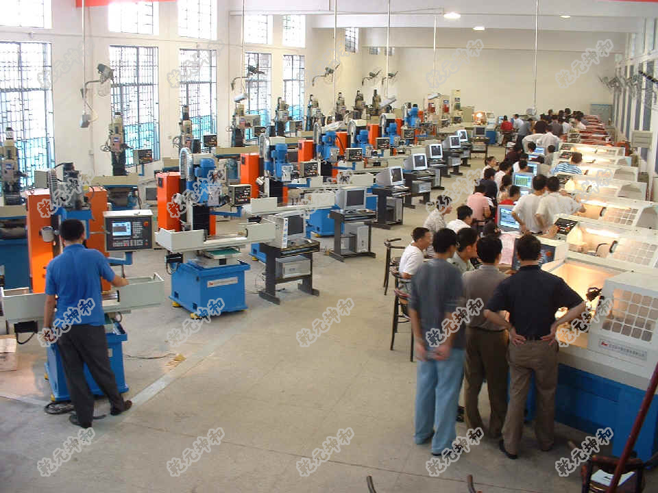 常柴：开展相互交流学习，提高设备管理水平